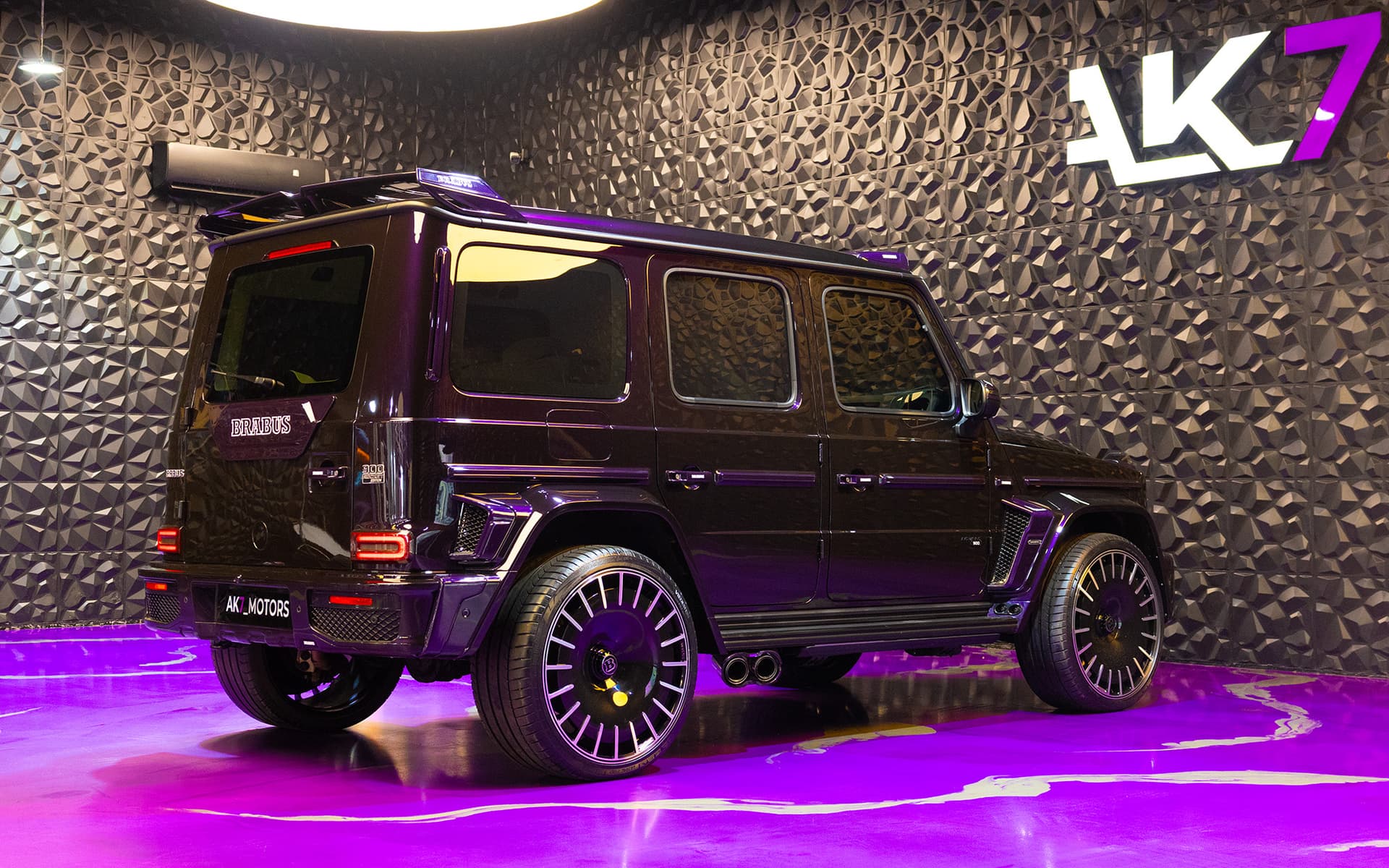 2022 Brabus Mercedes-AMG G 63 Rocket Edition 900 Purple & White 9