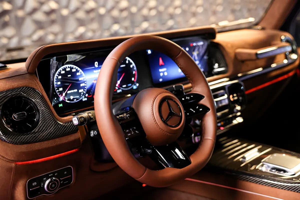 2026 Brabus Mercedes-AMG G 63 Black & Brown 11