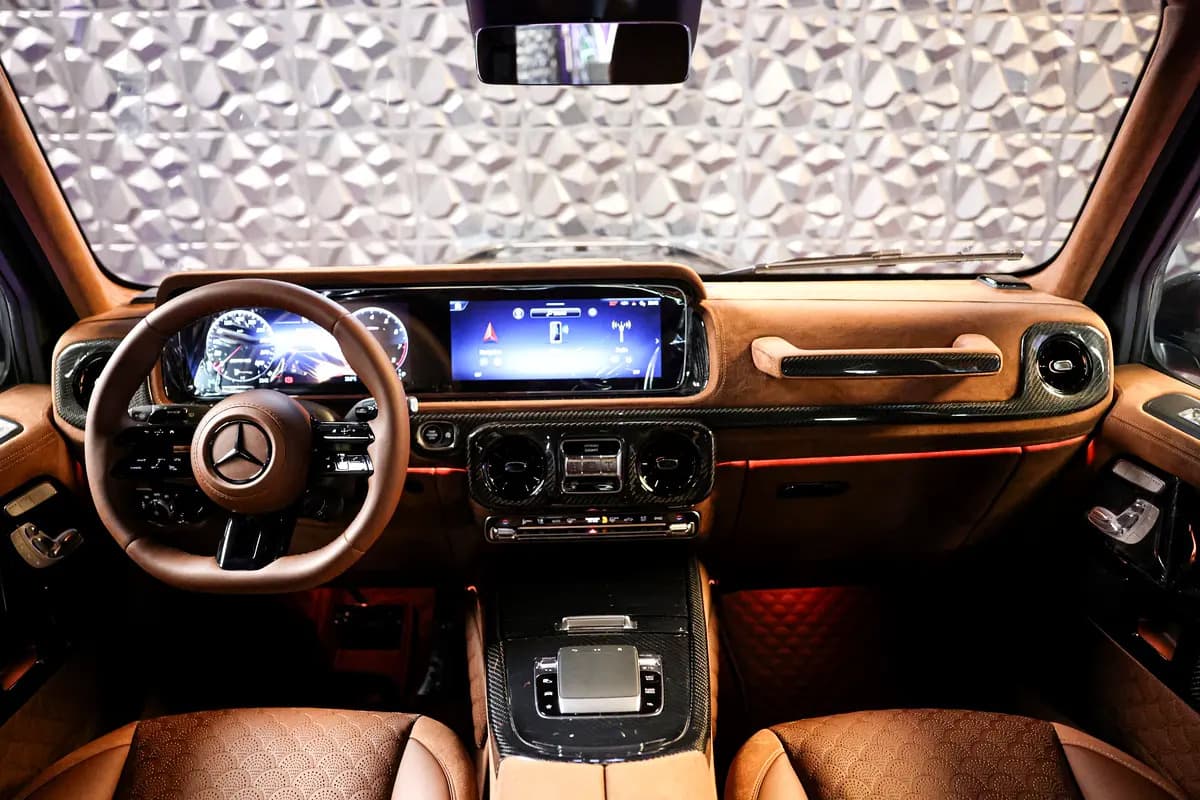 2026 Brabus Mercedes-AMG G 63 Black & Brown 15