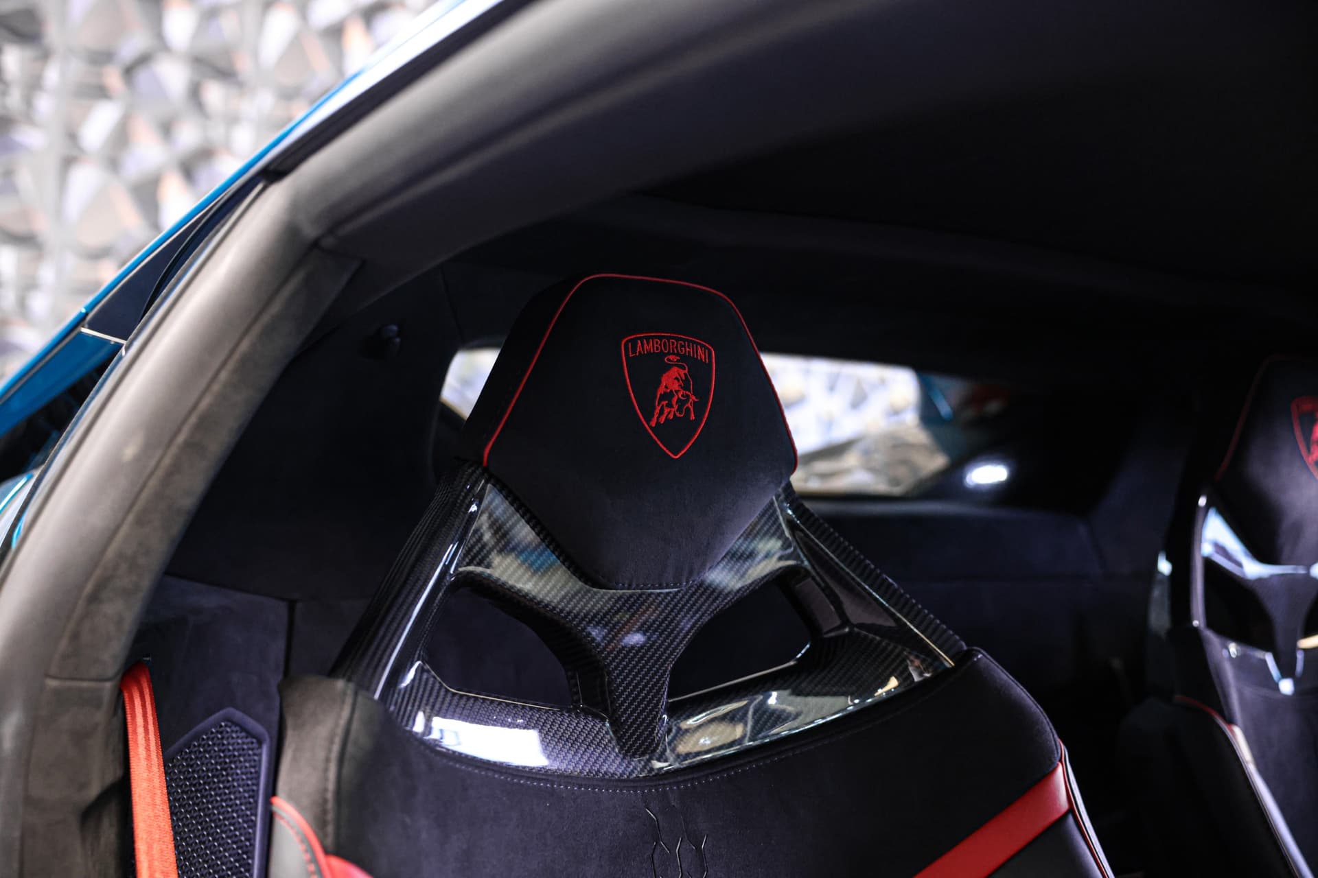 2023 Lamborghini Huracán Tecnica blue with black interior 13