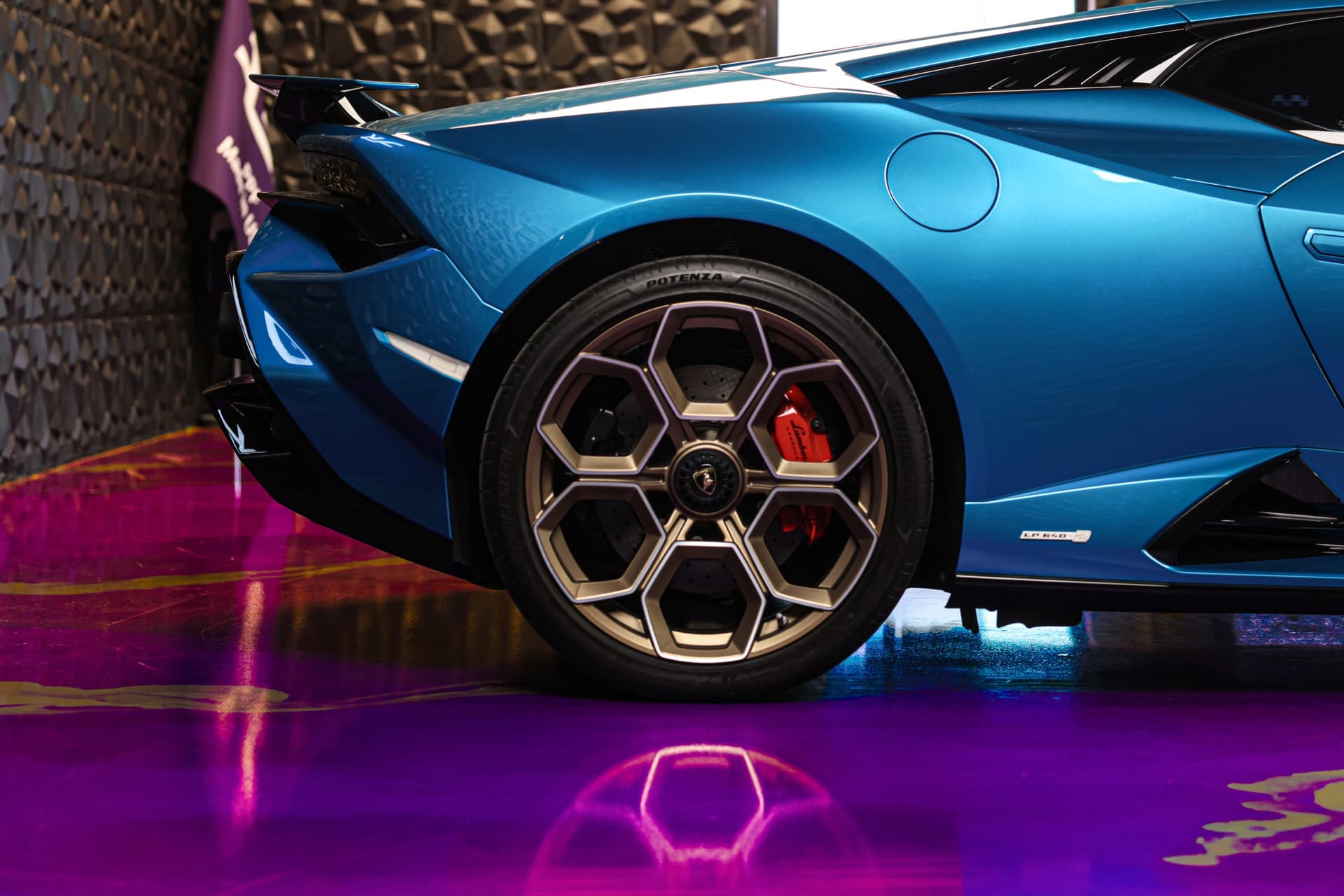 2023 Lamborghini Huracán Tecnica blue with black interior 7
