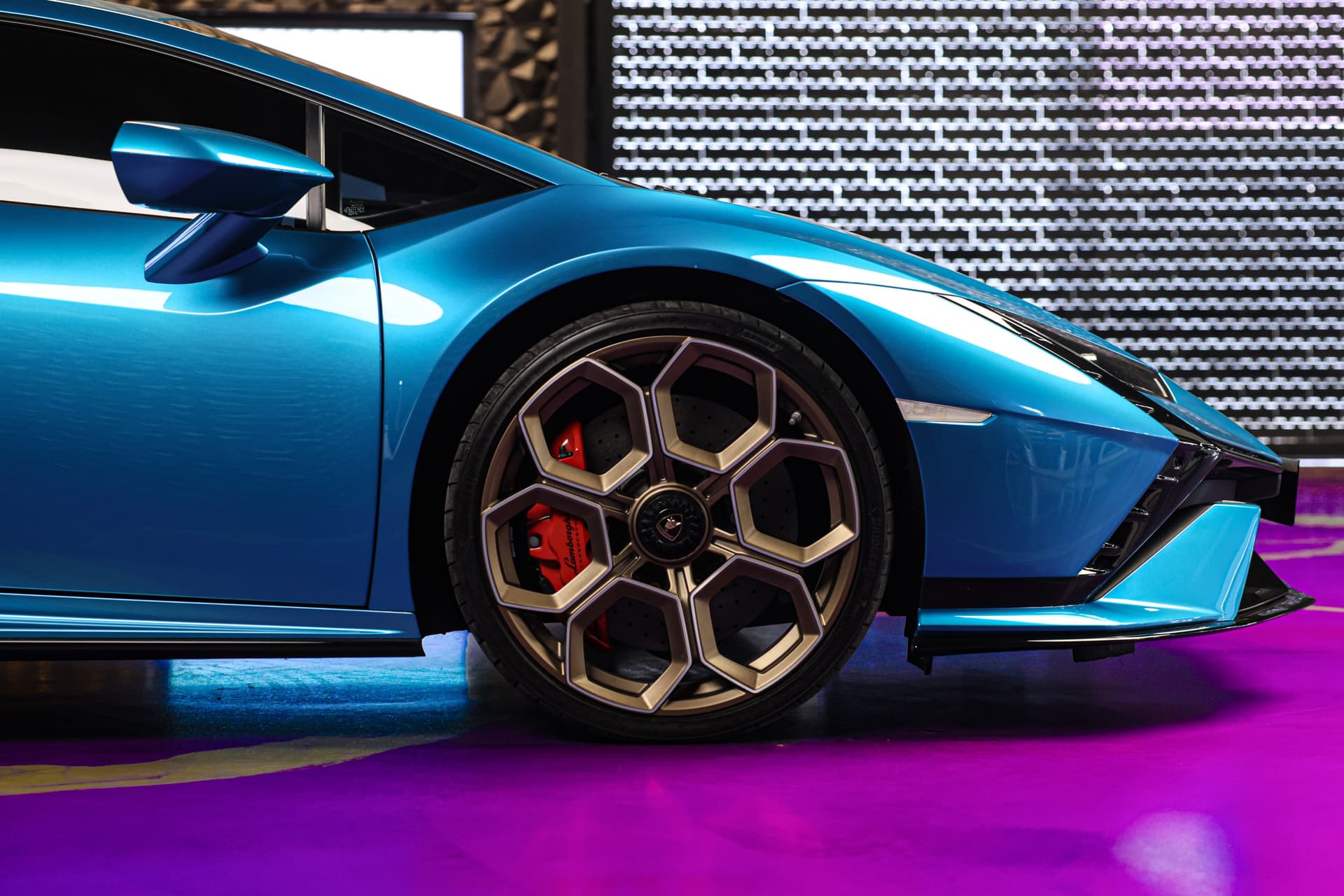2023 Lamborghini Huracán Tecnica blue with black interior 9