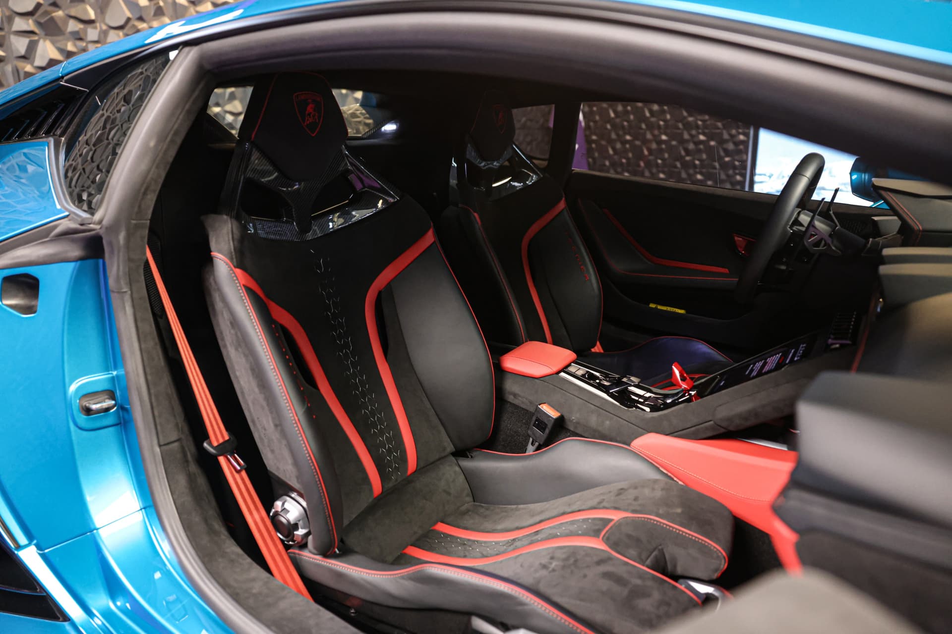 2023 Lamborghini Huracán Tecnica blue with black interior 10