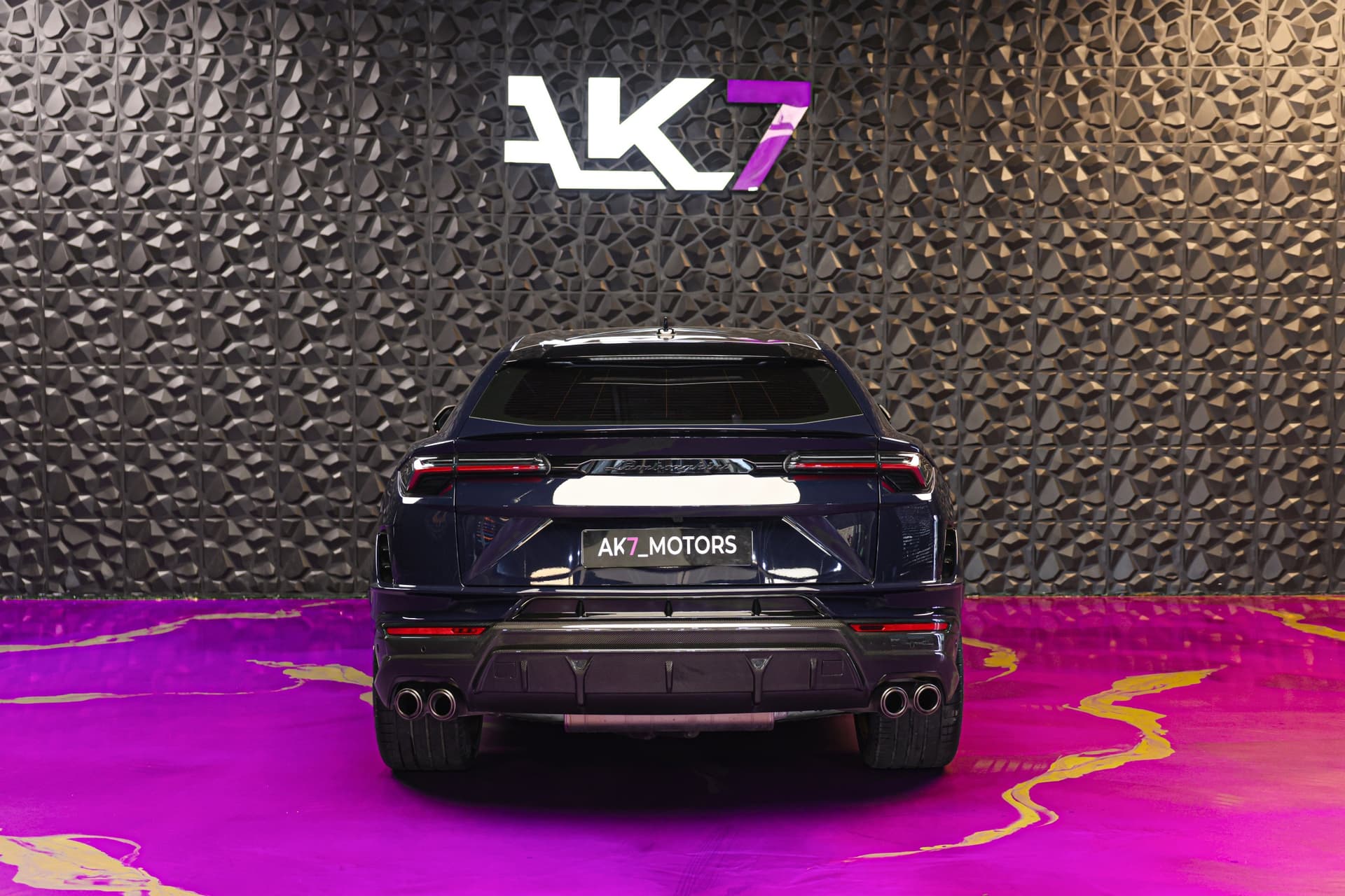 2023 Lamborghini Urus S dark blue with light blue interior 6