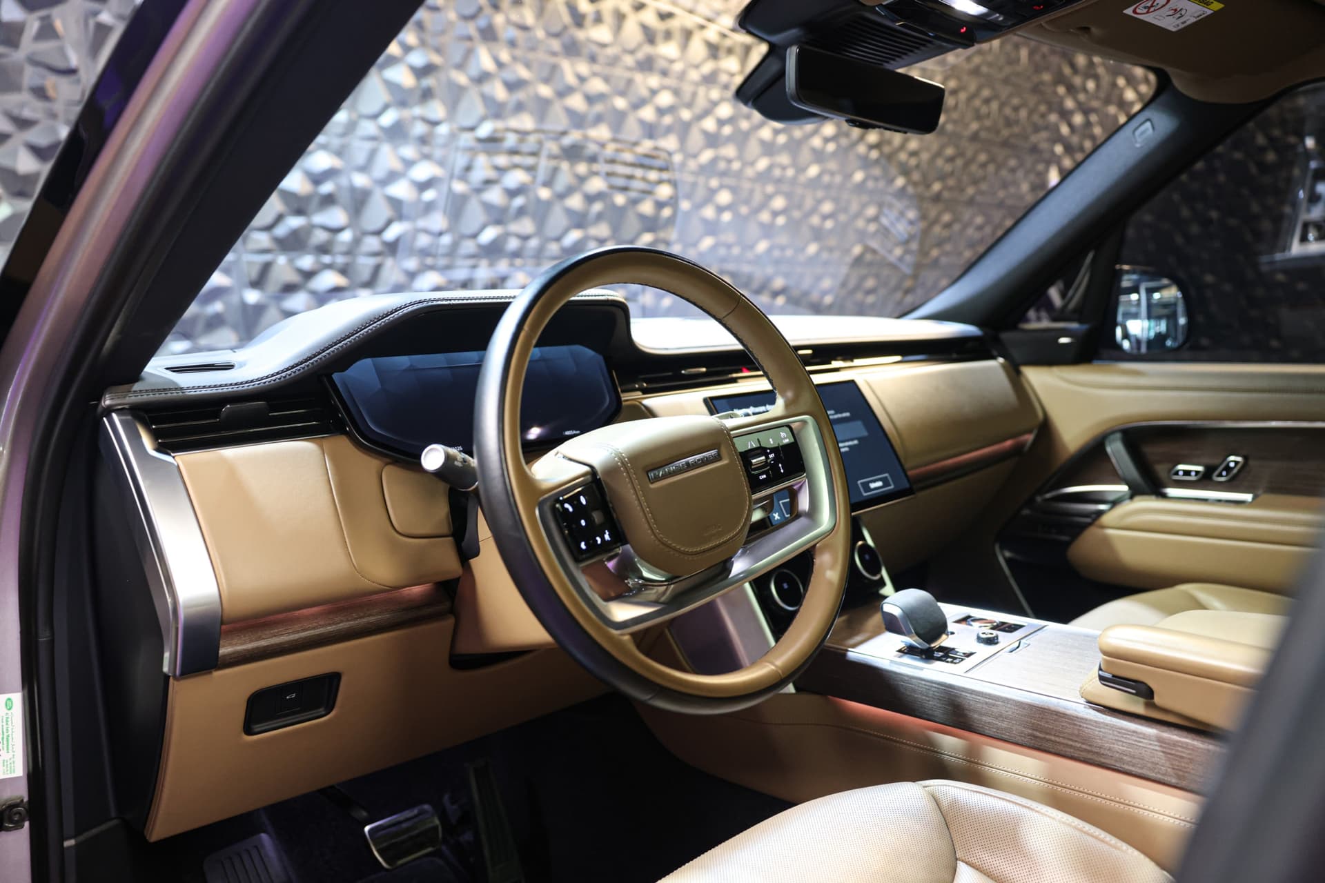 2023 Land Rover Range Rover HSE P530 10