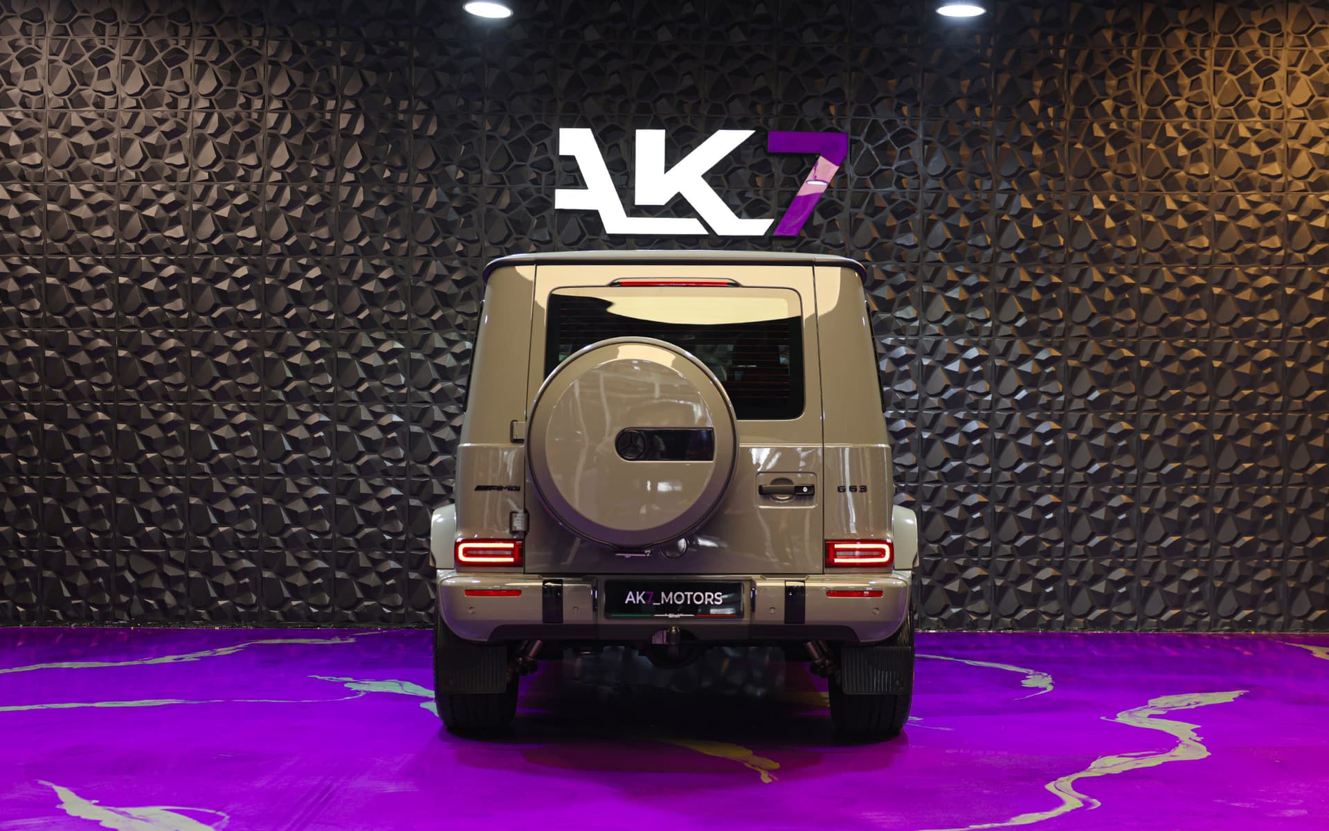 2024 Mercedes-AMG G 63 Grey with Red Interior 7
