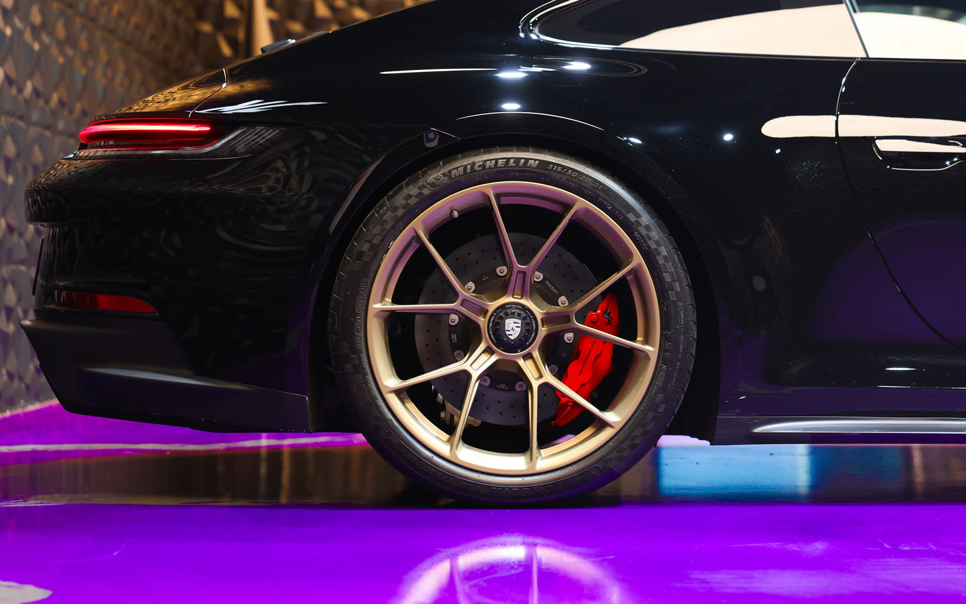 2024 Porsche 911 GT3 Touring 5