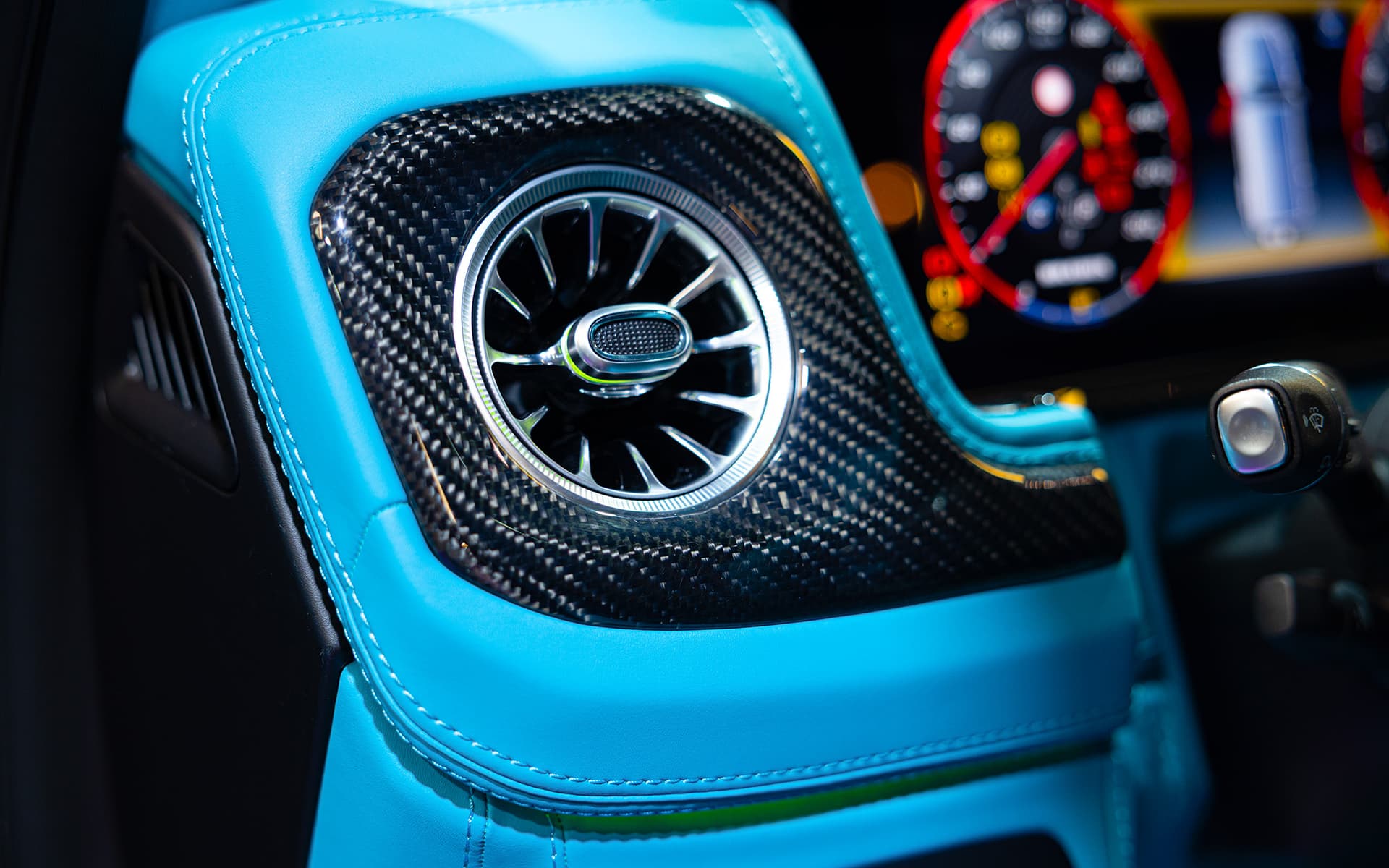 2022 Brabus 900 Rocket Edition Black & Tiffany 18