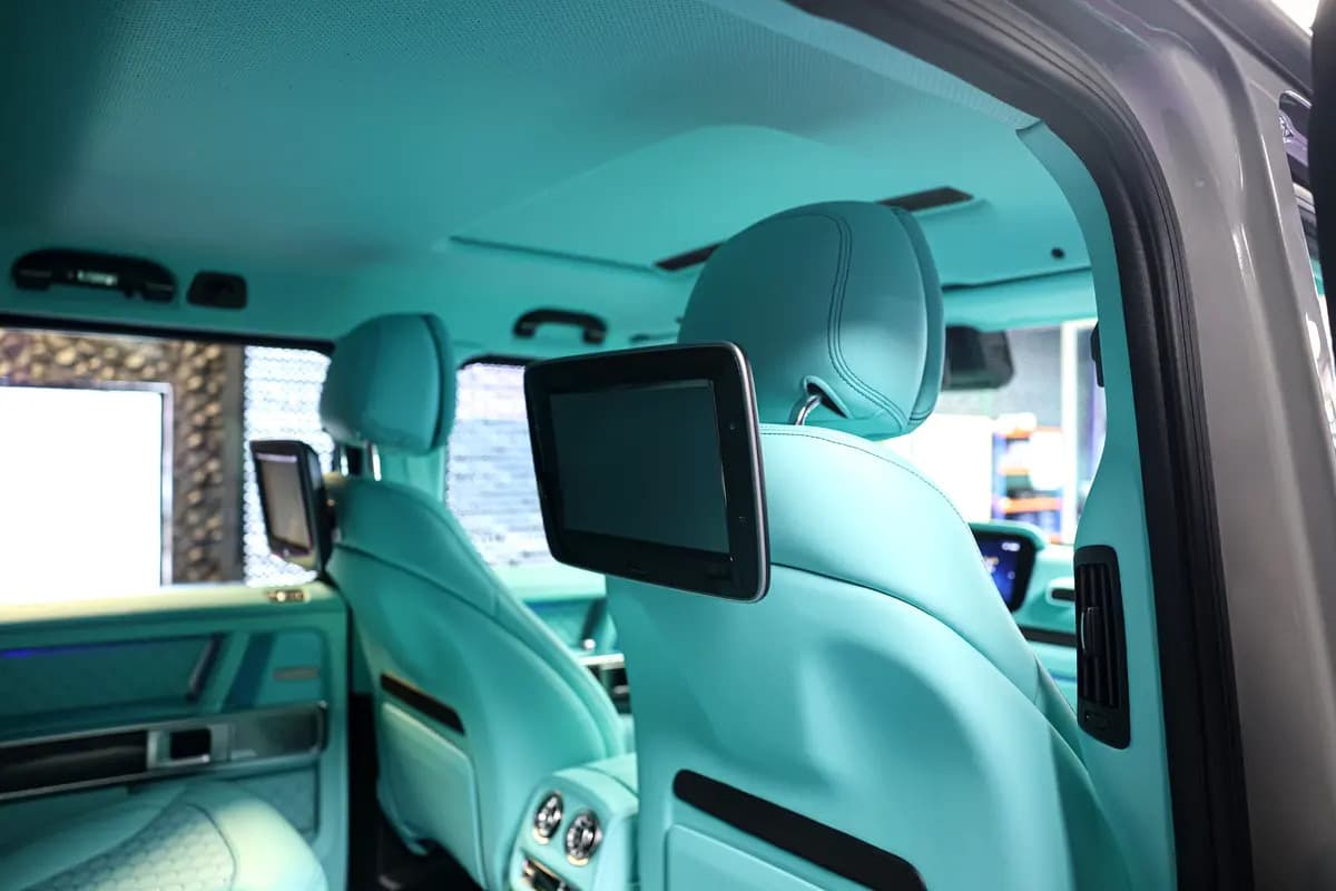 2026 Brabus Mercedes-AMG G 63 Grey & tiffany 12