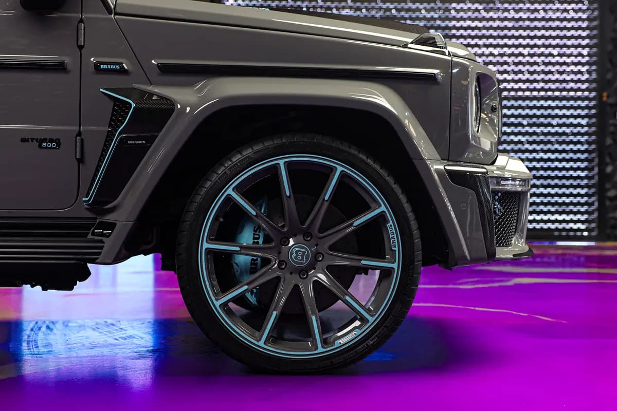 2026 Brabus Mercedes-AMG G 63 Grey & tiffany 5