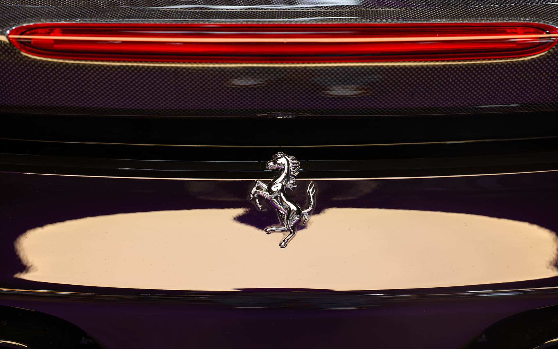2022 Ferrari SF90 Coupe Hybrid 986 HP Purple & White 15