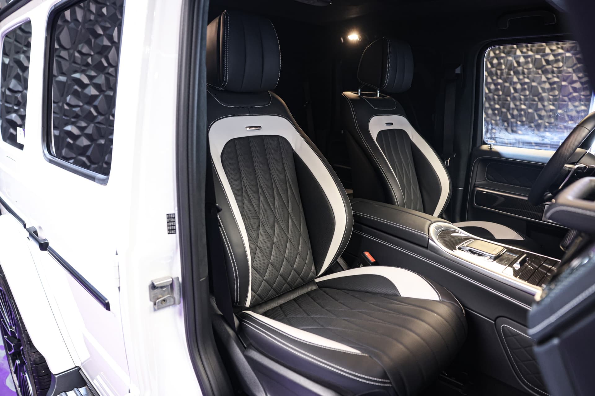 Mercedes-Benz G63 AMG 2026 Japanese Specs 11