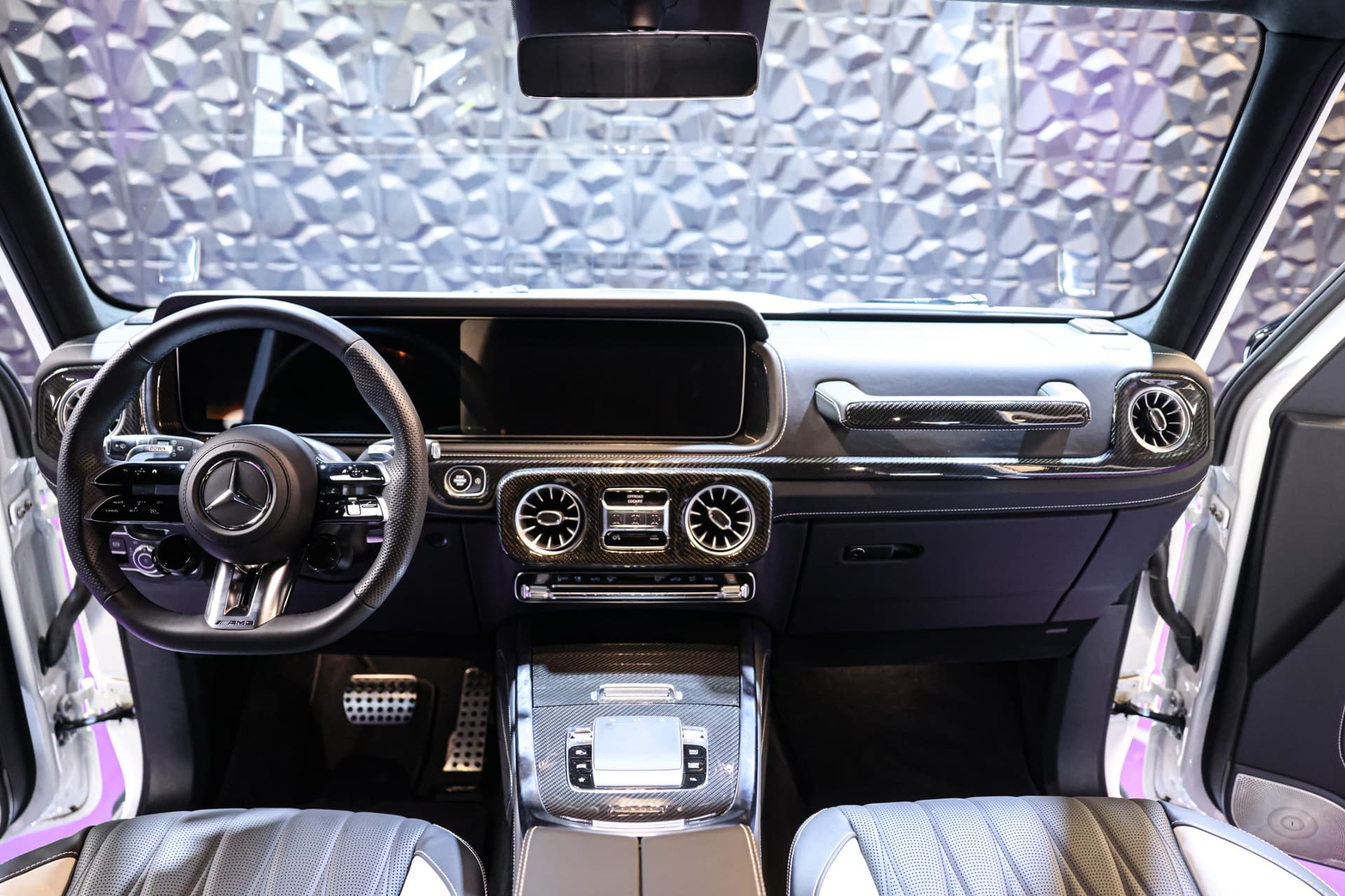 Mercedes-Benz G63 AMG 2026 Japanese Specs 12