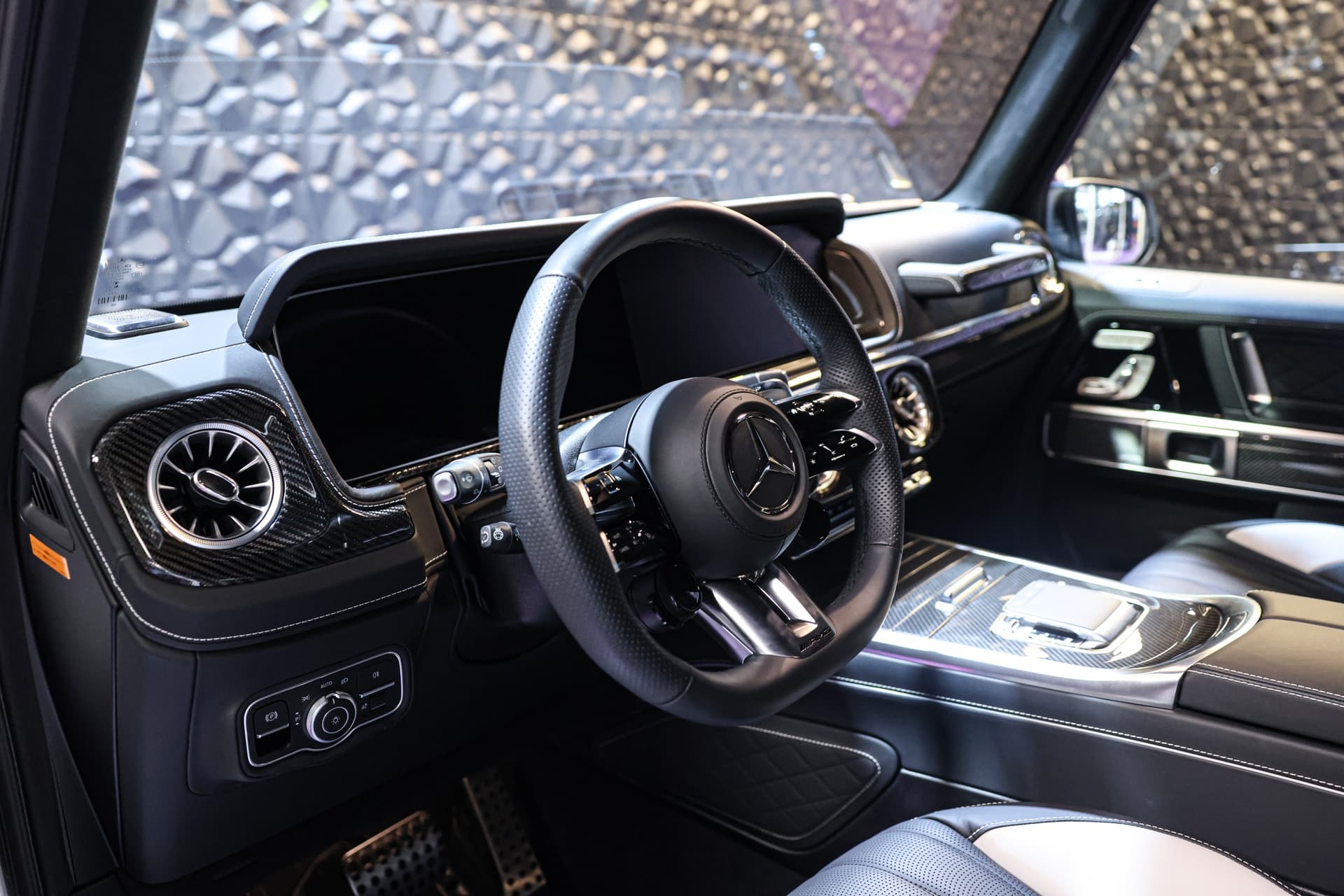 Mercedes-Benz G63 AMG 2026 Japanese Specs 10