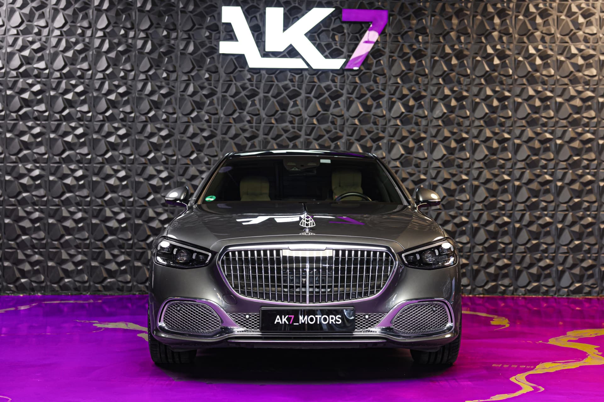 2022 Mercedes-Maybach S680 Long Wheelbase 2