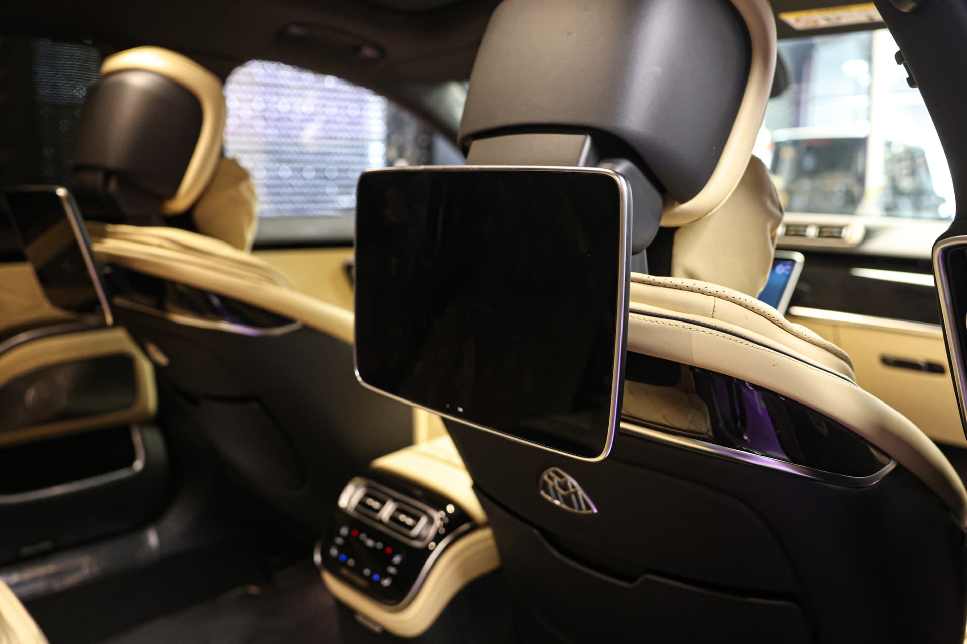 2022 Mercedes-Maybach S680 Long Wheelbase 14
