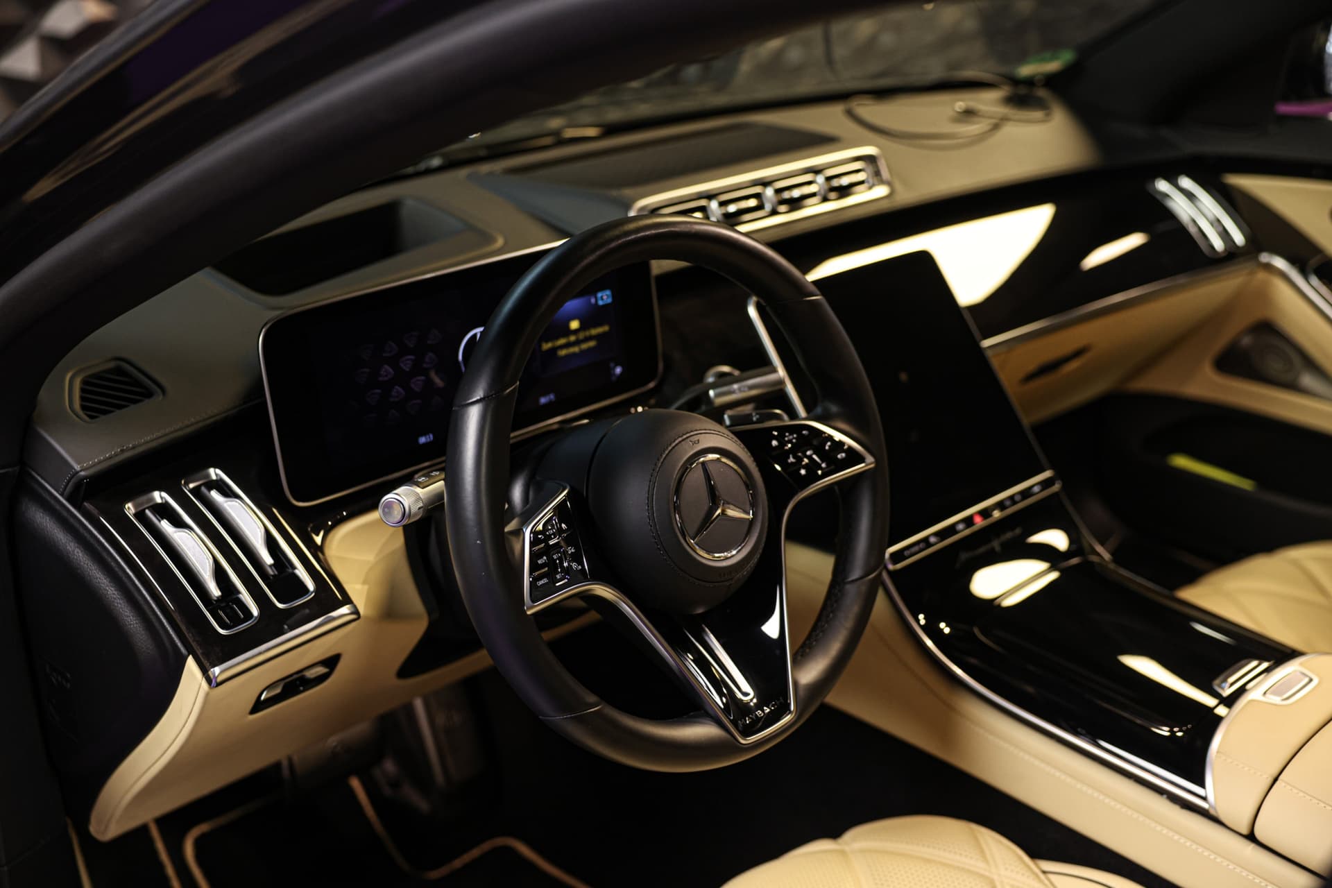 2022 Mercedes-Maybach S680 Long Wheelbase 10