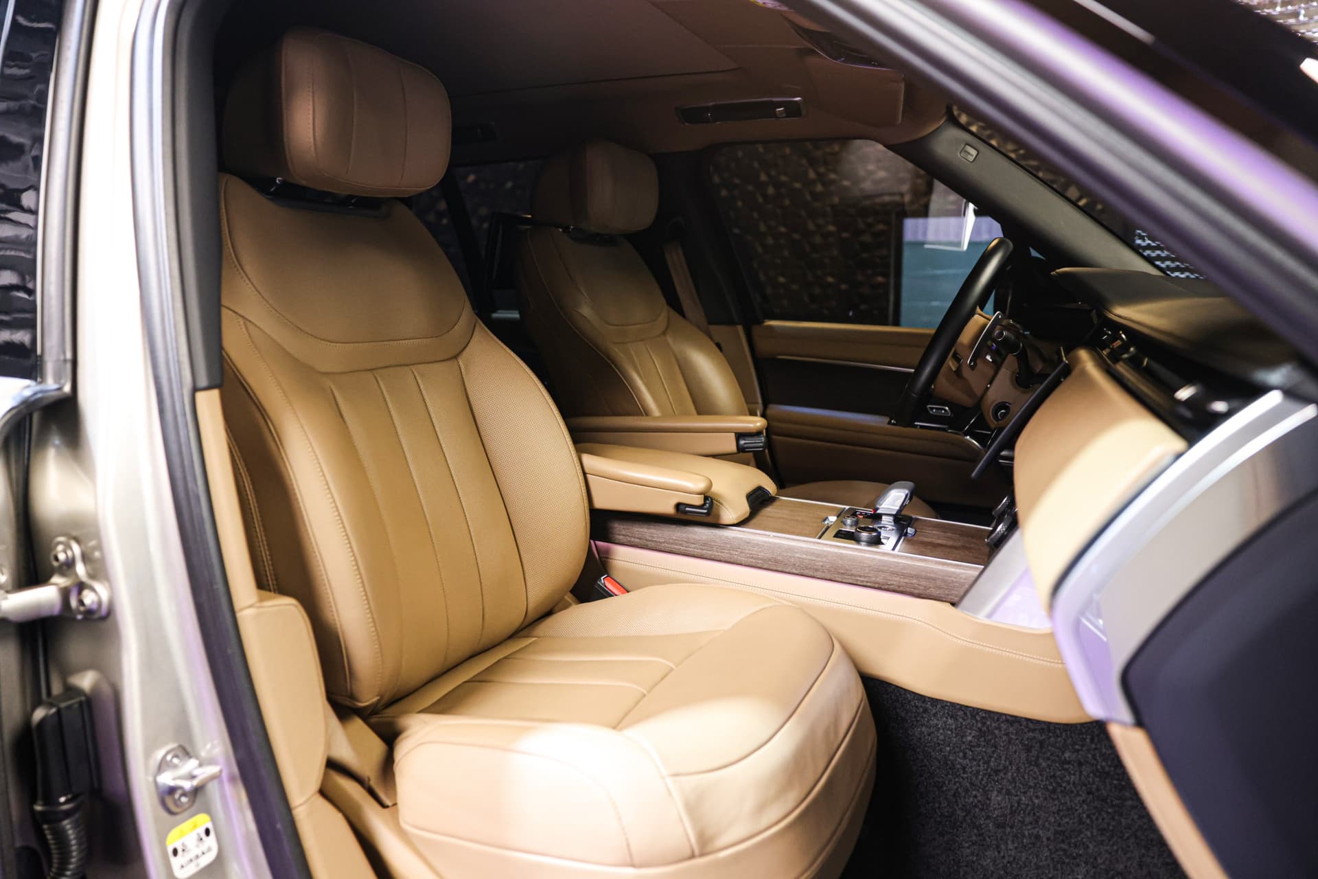 2023 Land Rover Range Rover Autobiography P400 European Specs 12