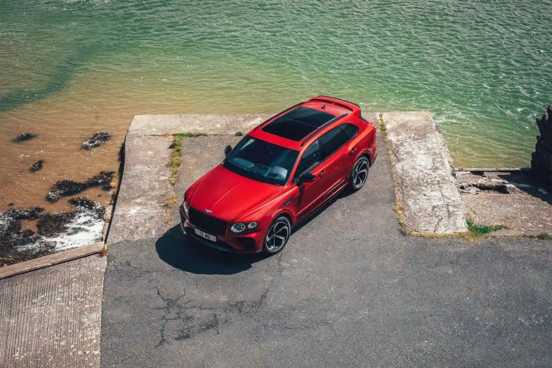 BENTLEY-Bentayga