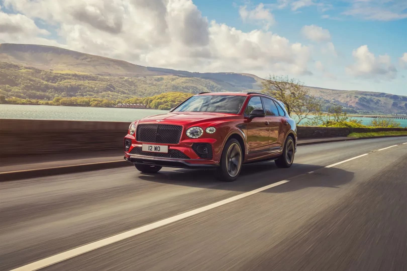 BENTLEY-Bentayga