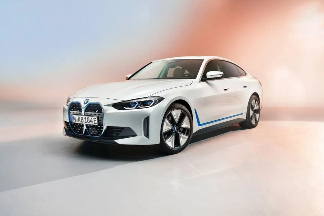 BMW-i4-2021