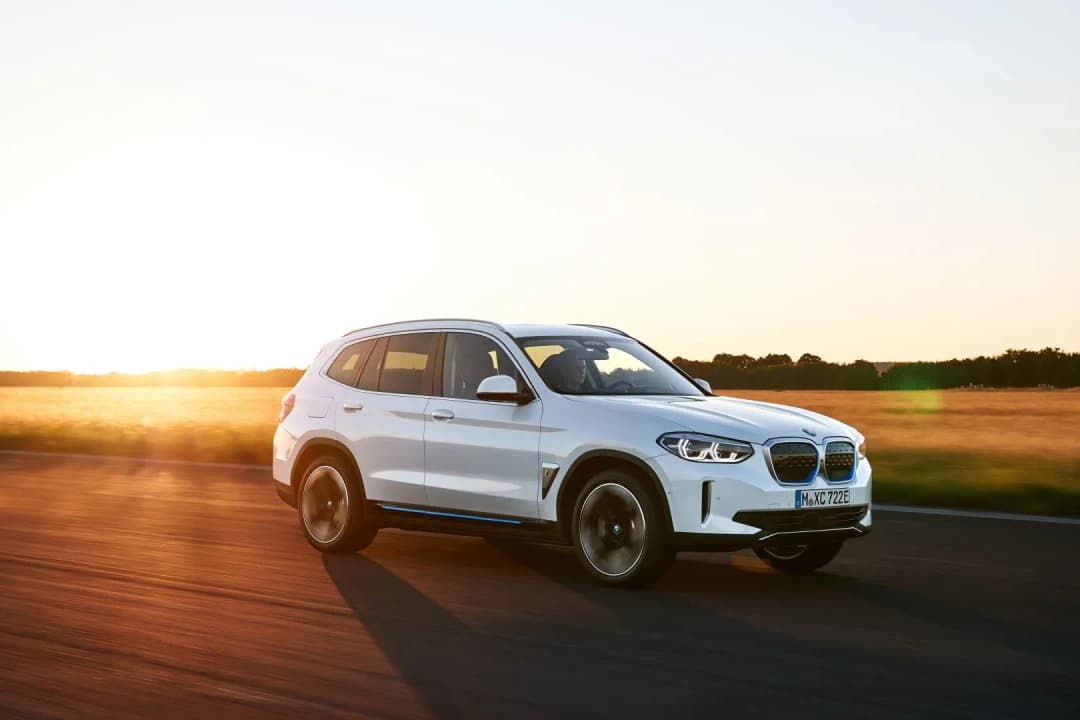 BMW-iX3