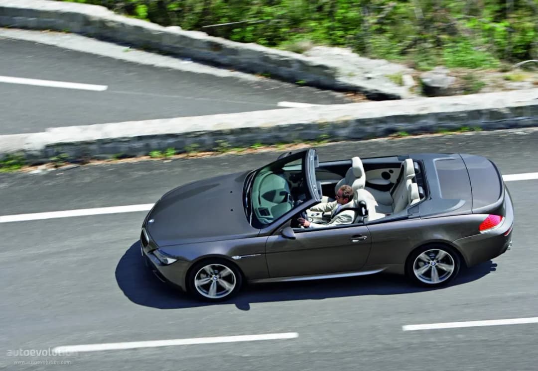 BMW-M6-Cabrio-2006