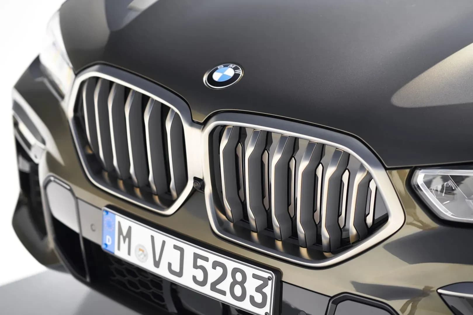 BMW-X6