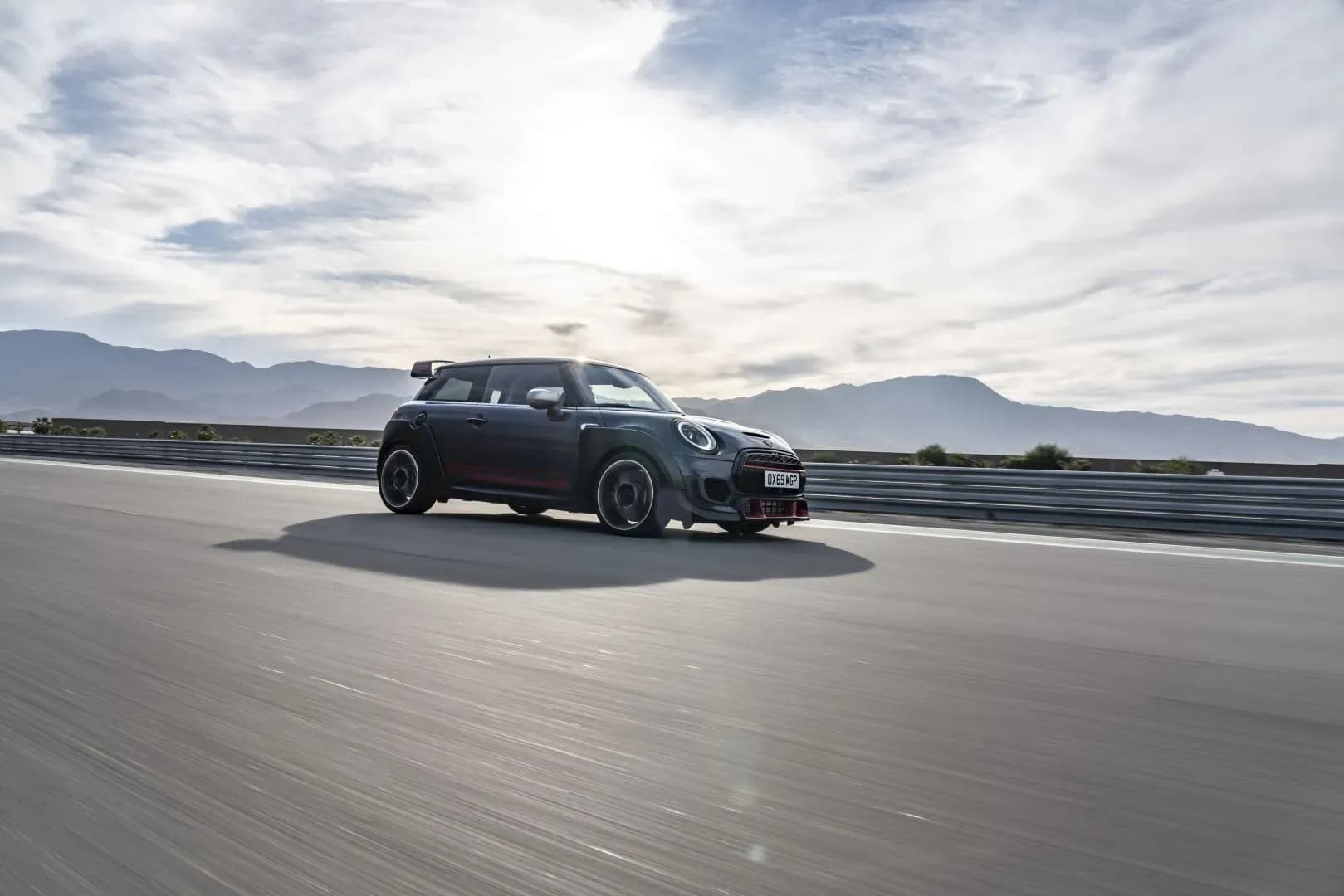 MINI-Hatch