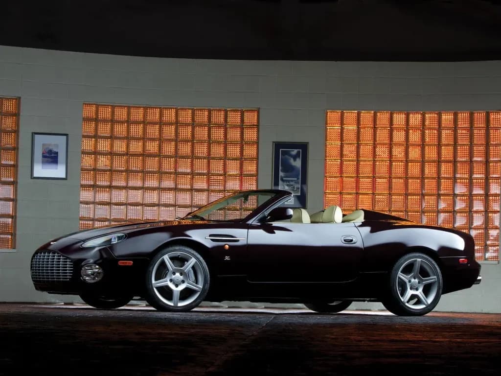 ASTON-MARTIN-DB-AR1