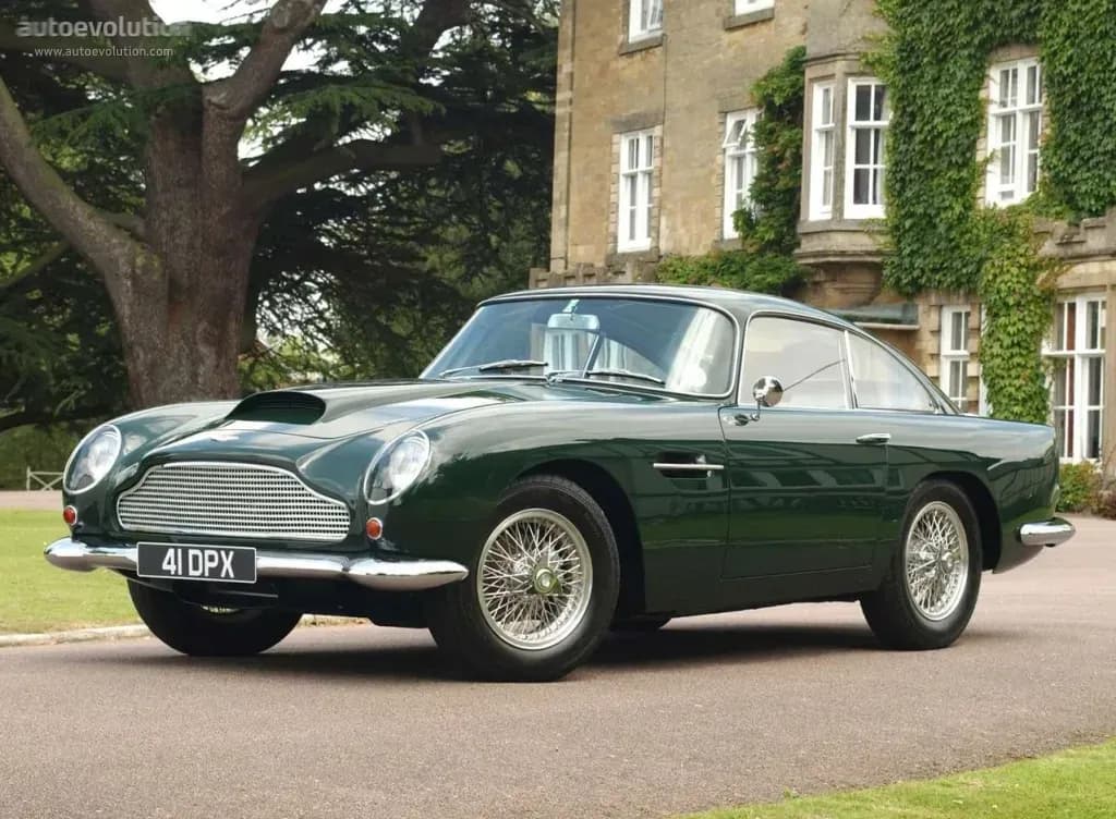 ASTON-MARTIN-DB4