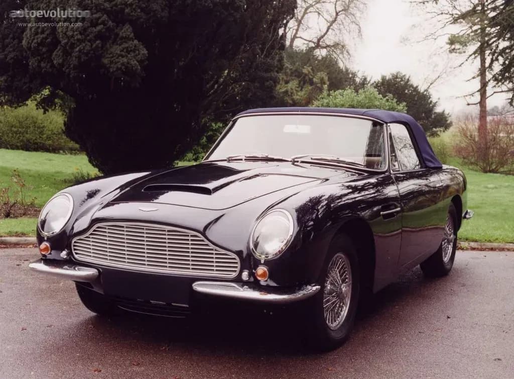 ASTON-MARTIN-DB6-Volante