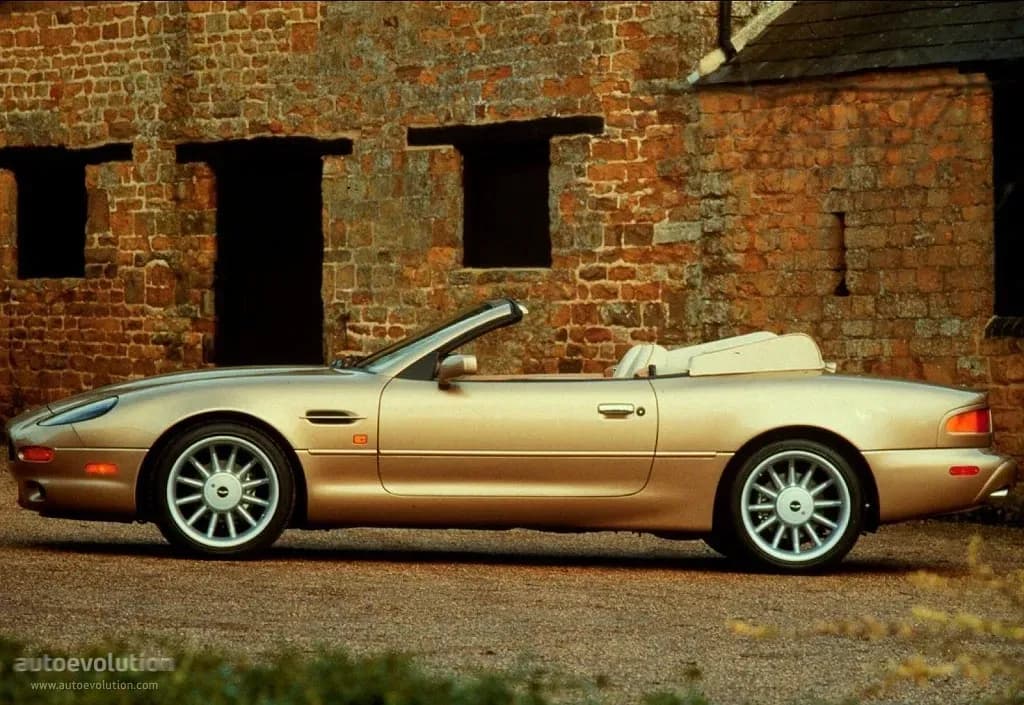 ASTON-MARTIN-DB7-Volante
