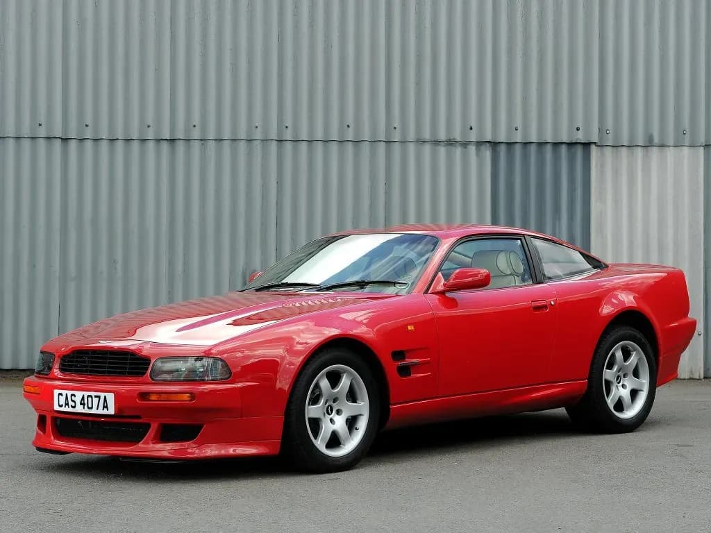 ASTON-MARTIN-V8-Vantage