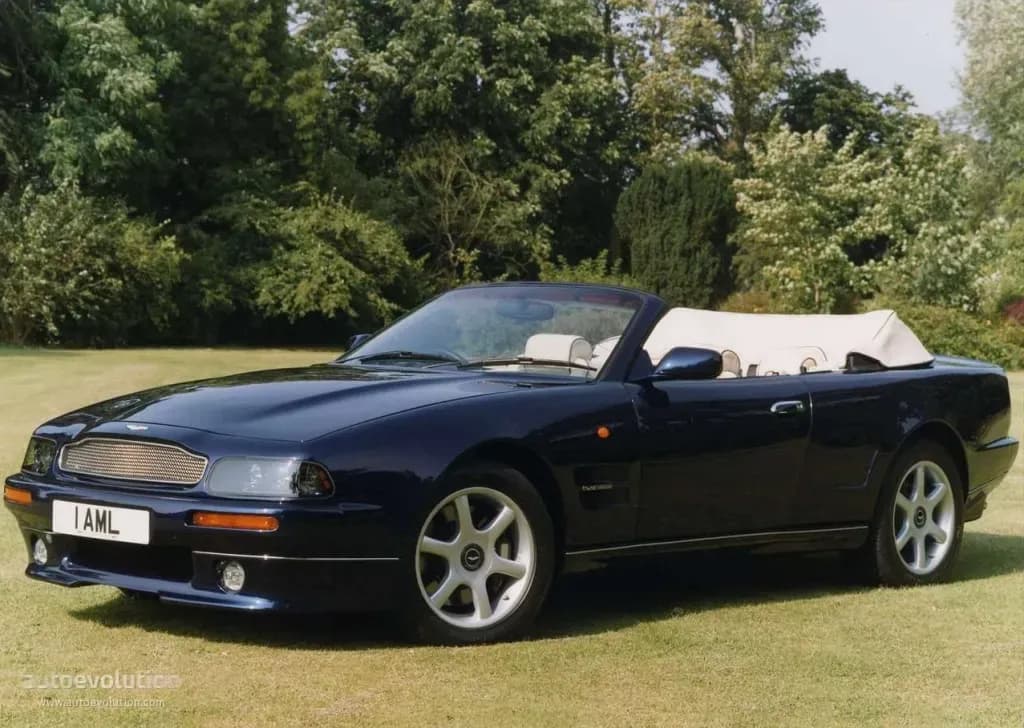 ASTON-MARTIN-V8-Volante