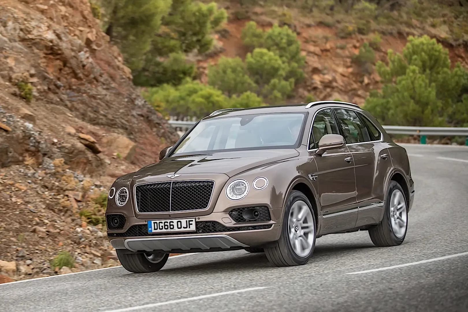 BENTLEY-Bentayga