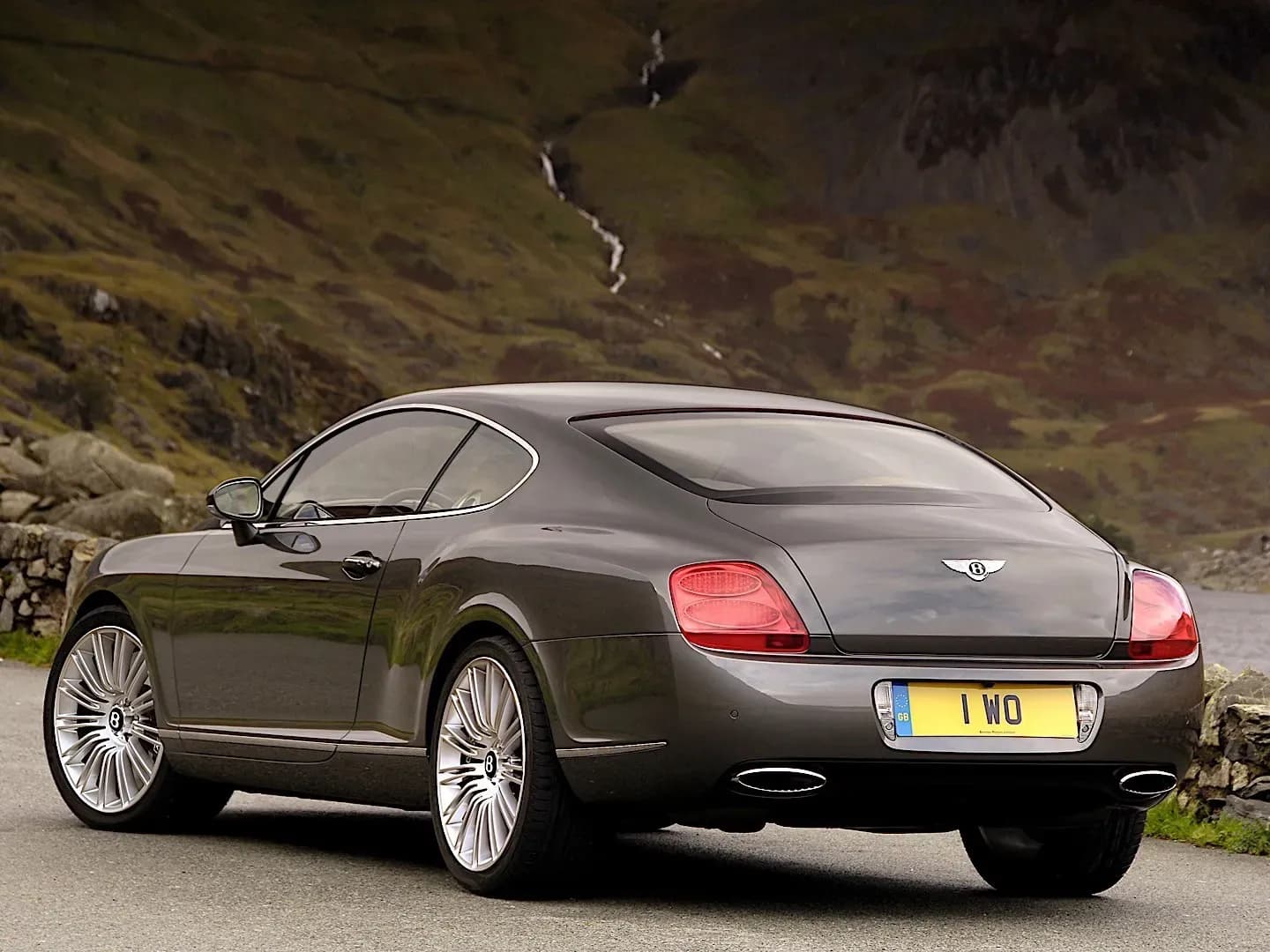 BENTLEY-Continental