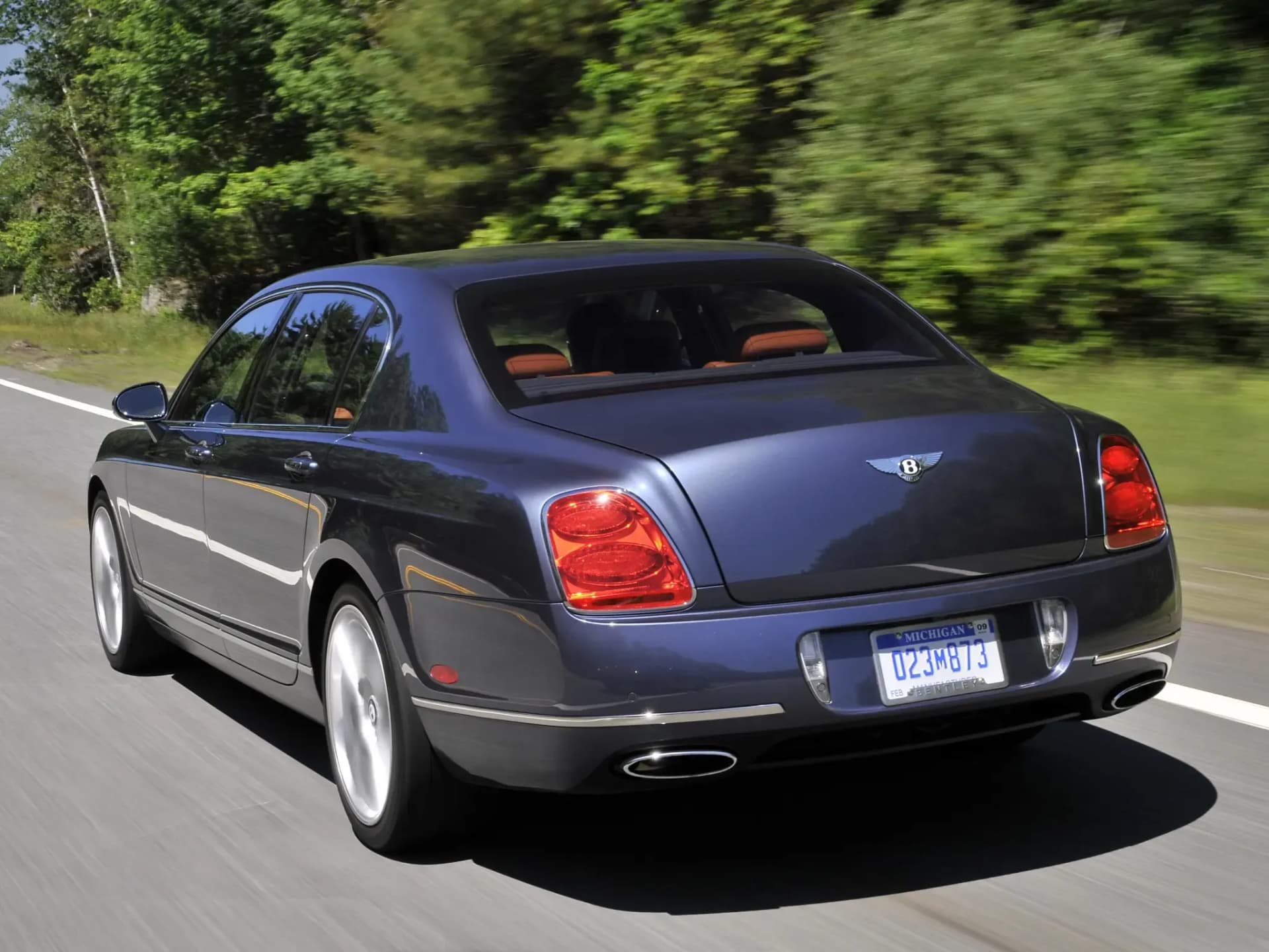 BENTLEY-Continental-Flying-Spur