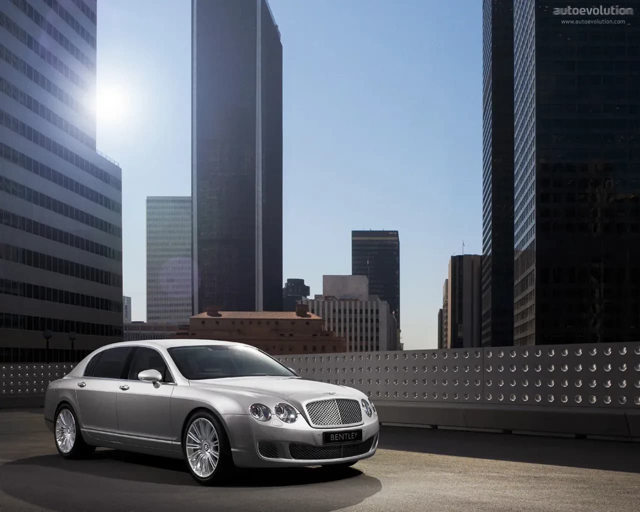 BENTLEY-Continental-Flying-Spur