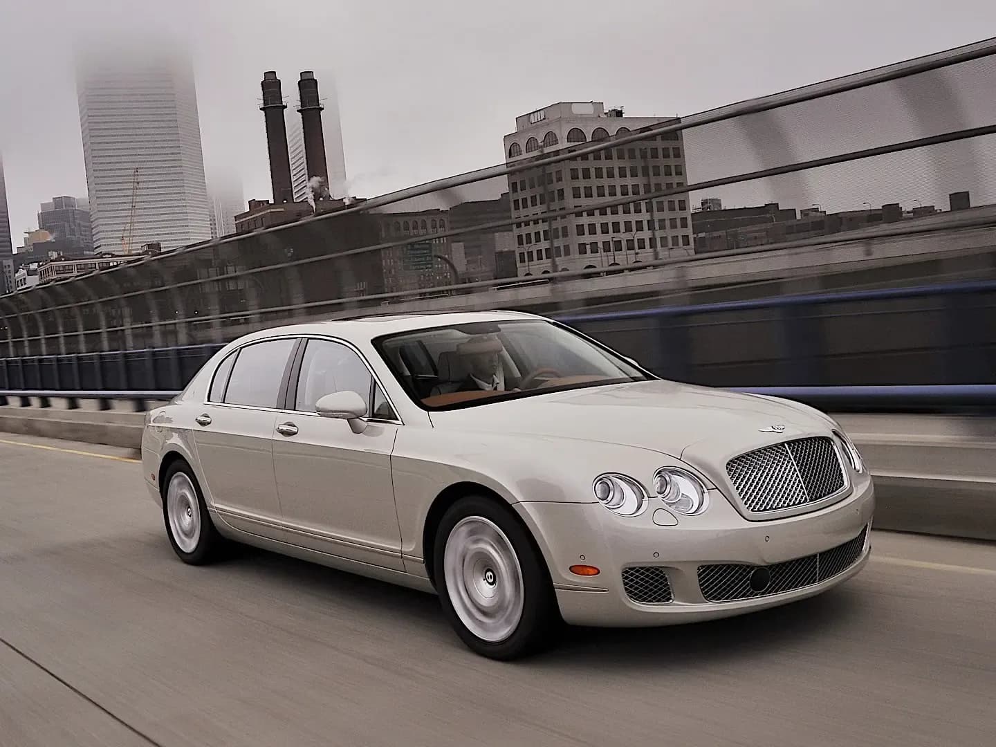 BENTLEY-Continental-Flying-Spur