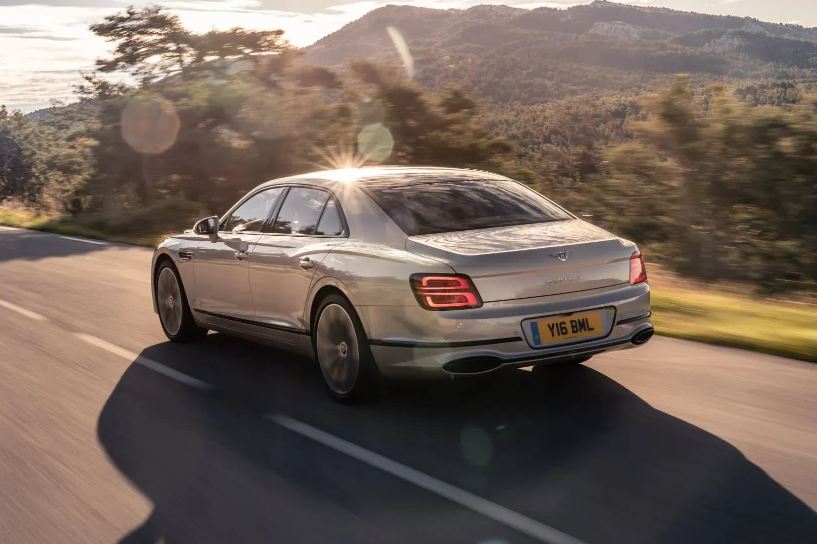 BENTLEY-Flying-Spur