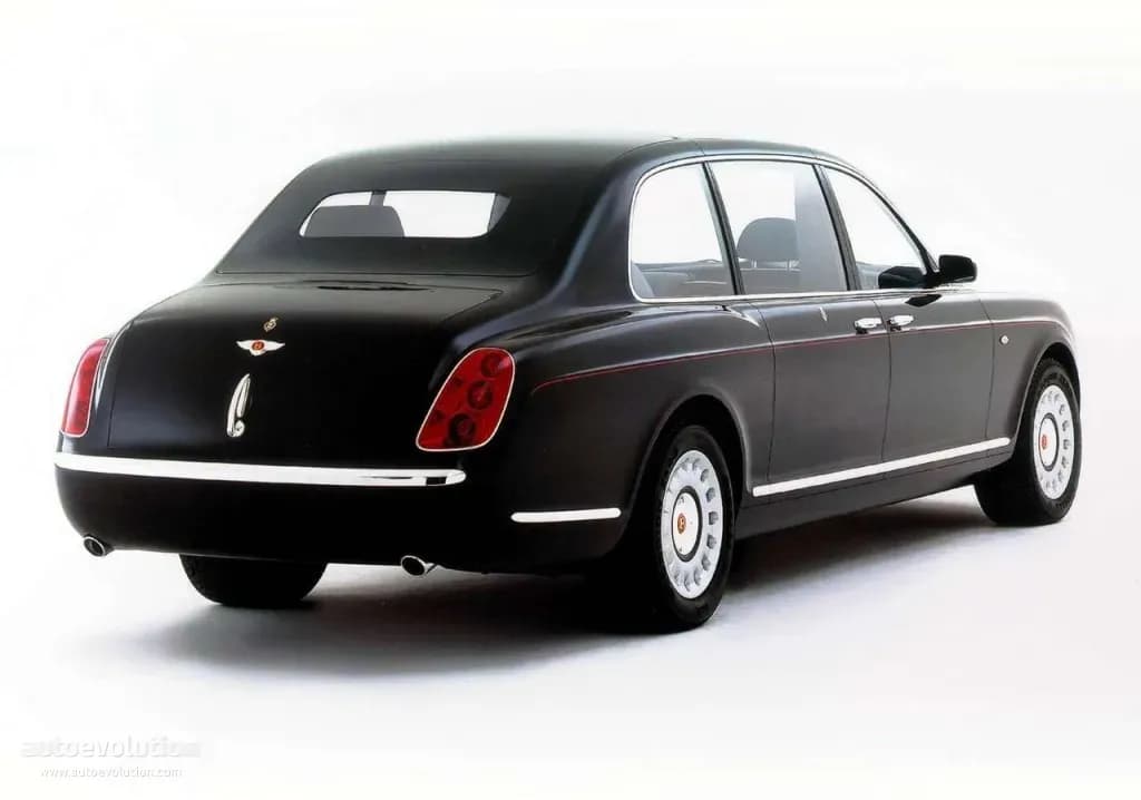 BENTLEY-State-Limousine