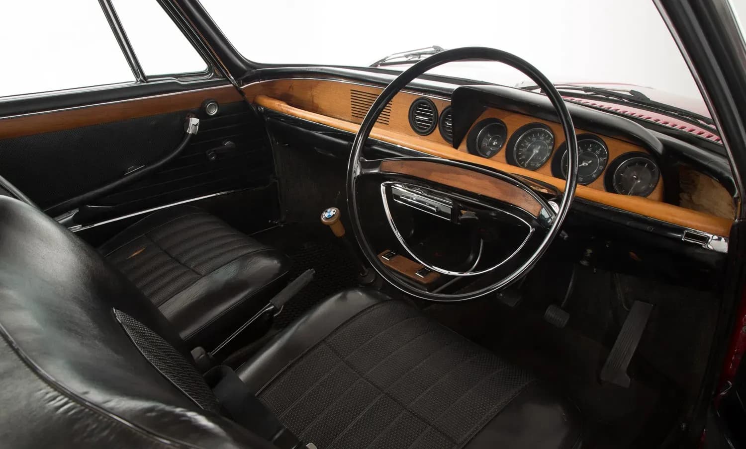 BMW-2000-CS