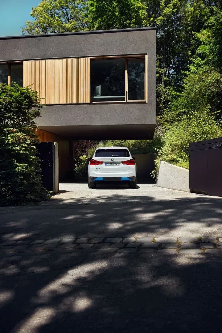 BMW-iX3