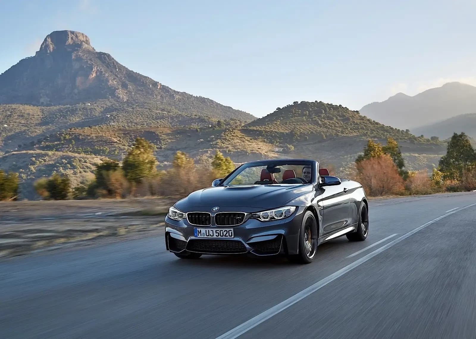 BMW-M4-Convertible