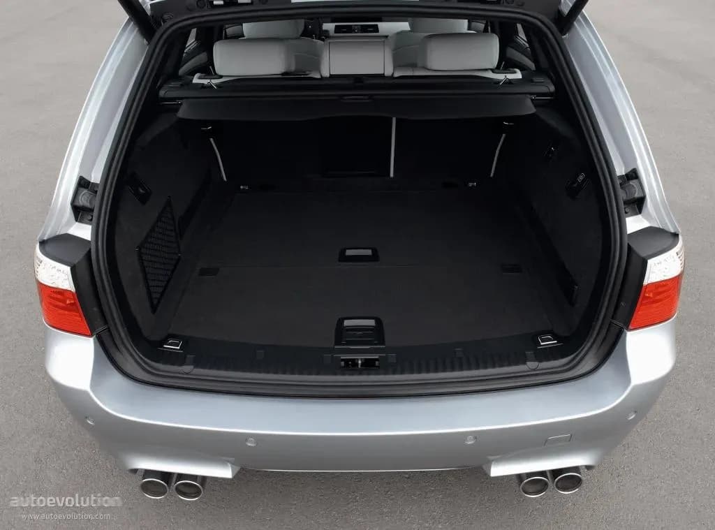 BMW-M5-Touring