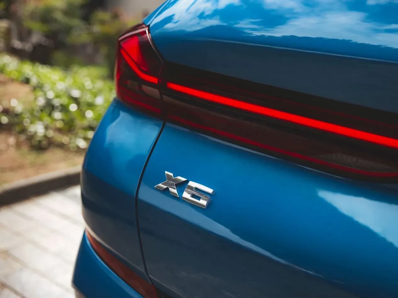 BMW-X6