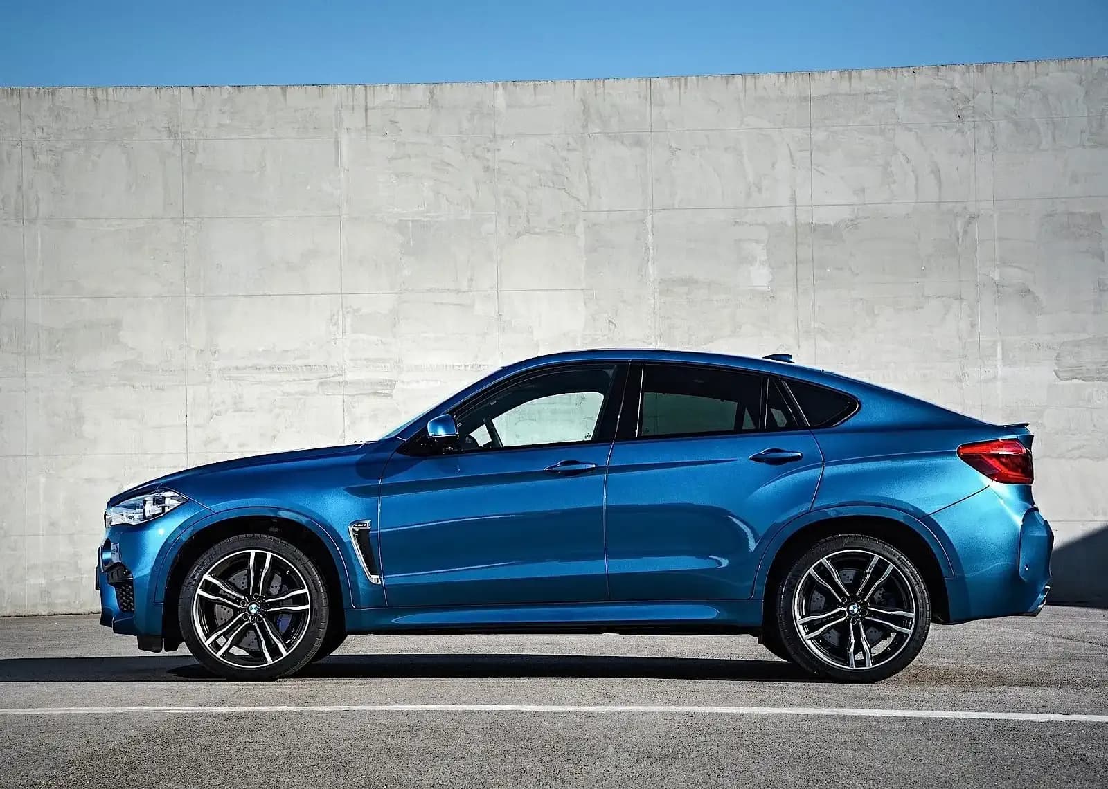 BMW-X6-M