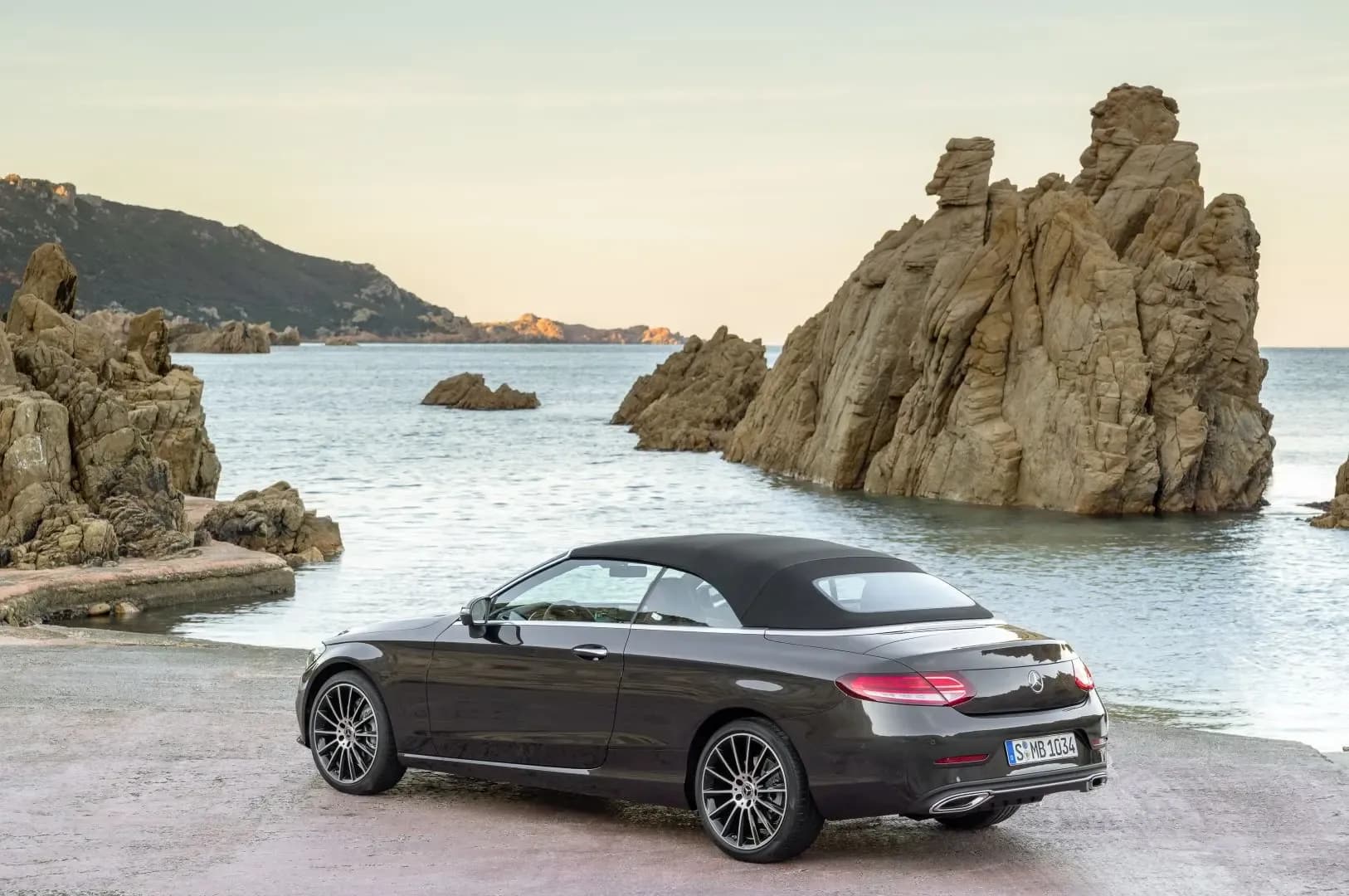 MERCEDES-BENZ-C-Class-Cabriolet
