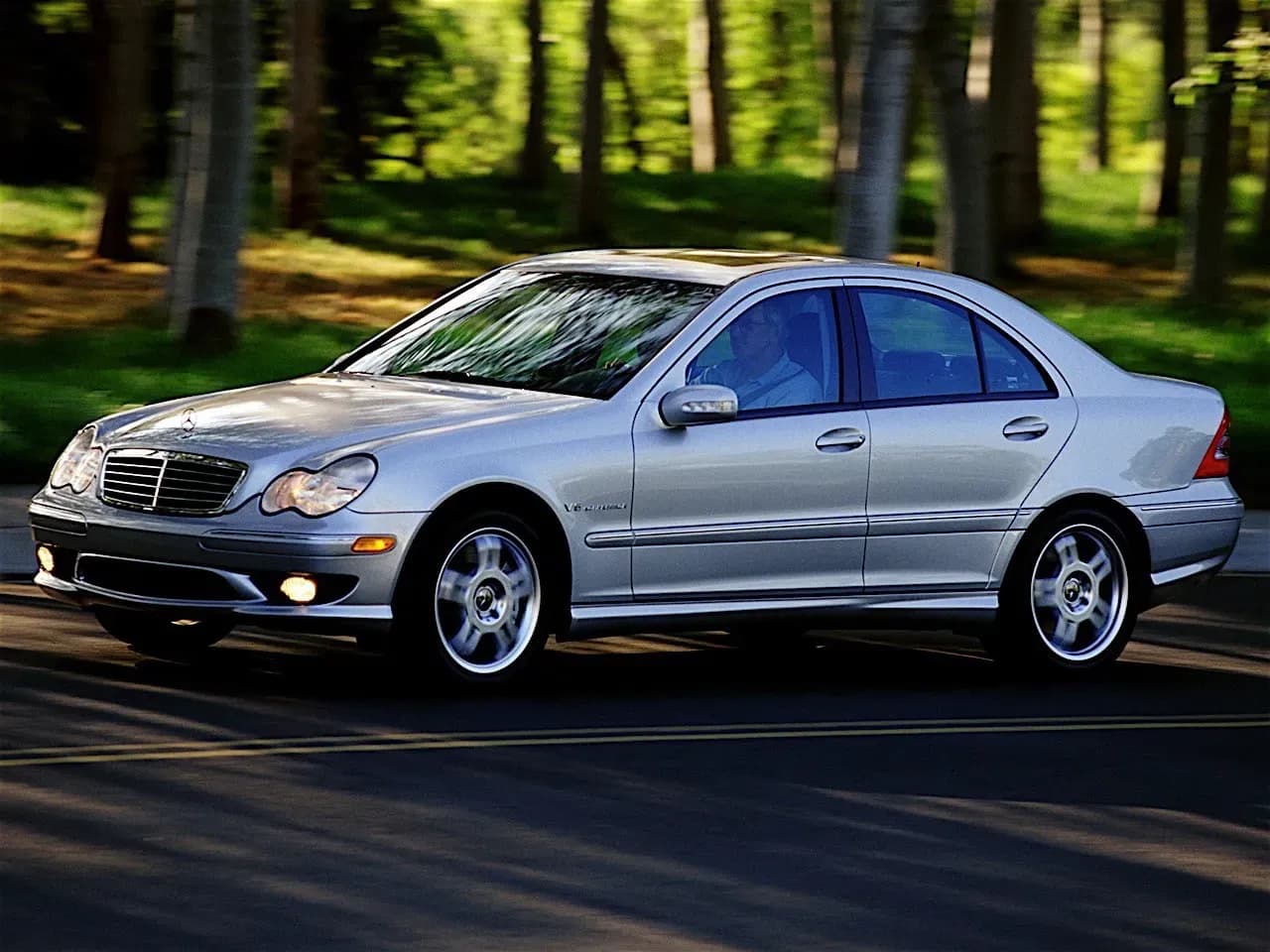 MERCEDES-BENZ-C-Klasse-AMG
